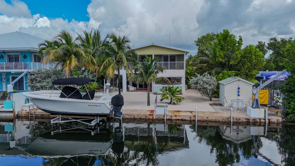 21 Corrine Place, KEY LARGO