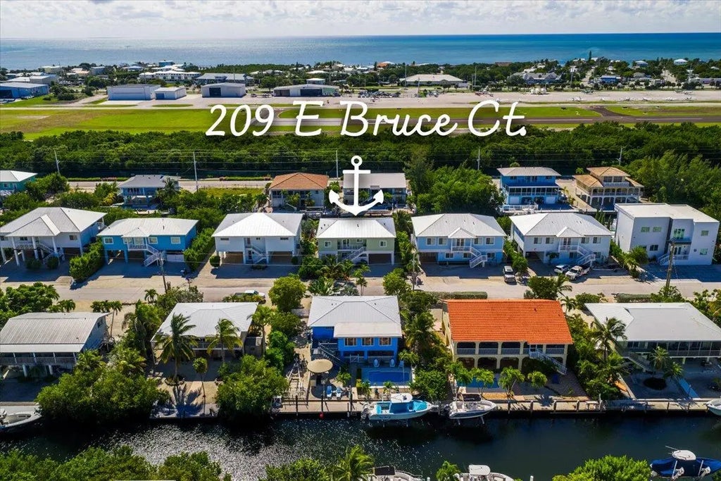 209 E Bruce Court, MARATHON