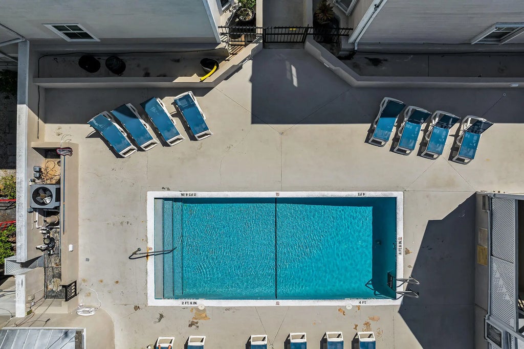 1075 Duval Street R10, KEY WEST