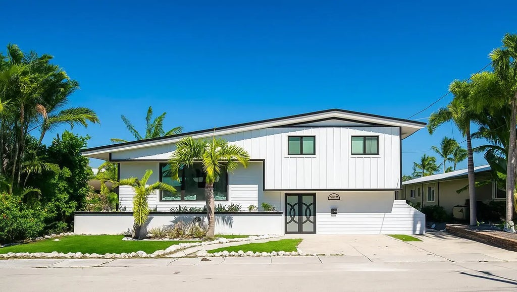 16 Azalea Drive, Key Haven