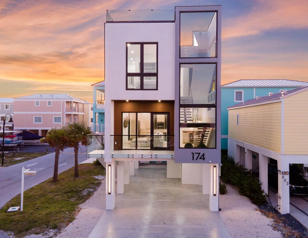 94825 Overseas Highway 174, KEY LARGO