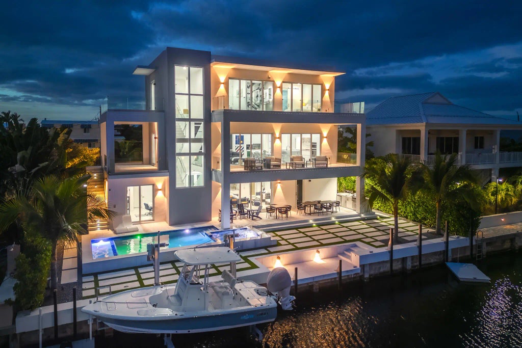 113 Court Contessa, ISLAMORADA