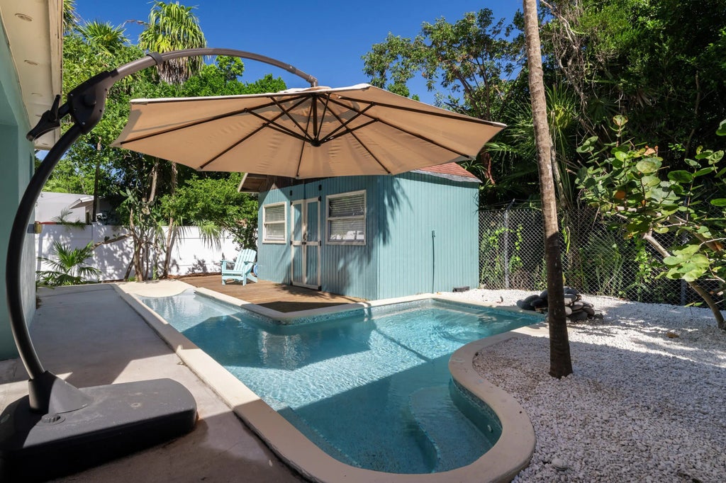 1545 52nd Street, MARATHON