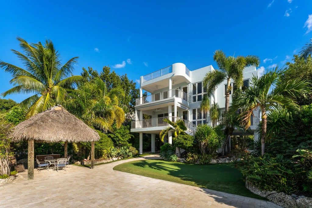 144 N Rolling Hill Road, Tavernier