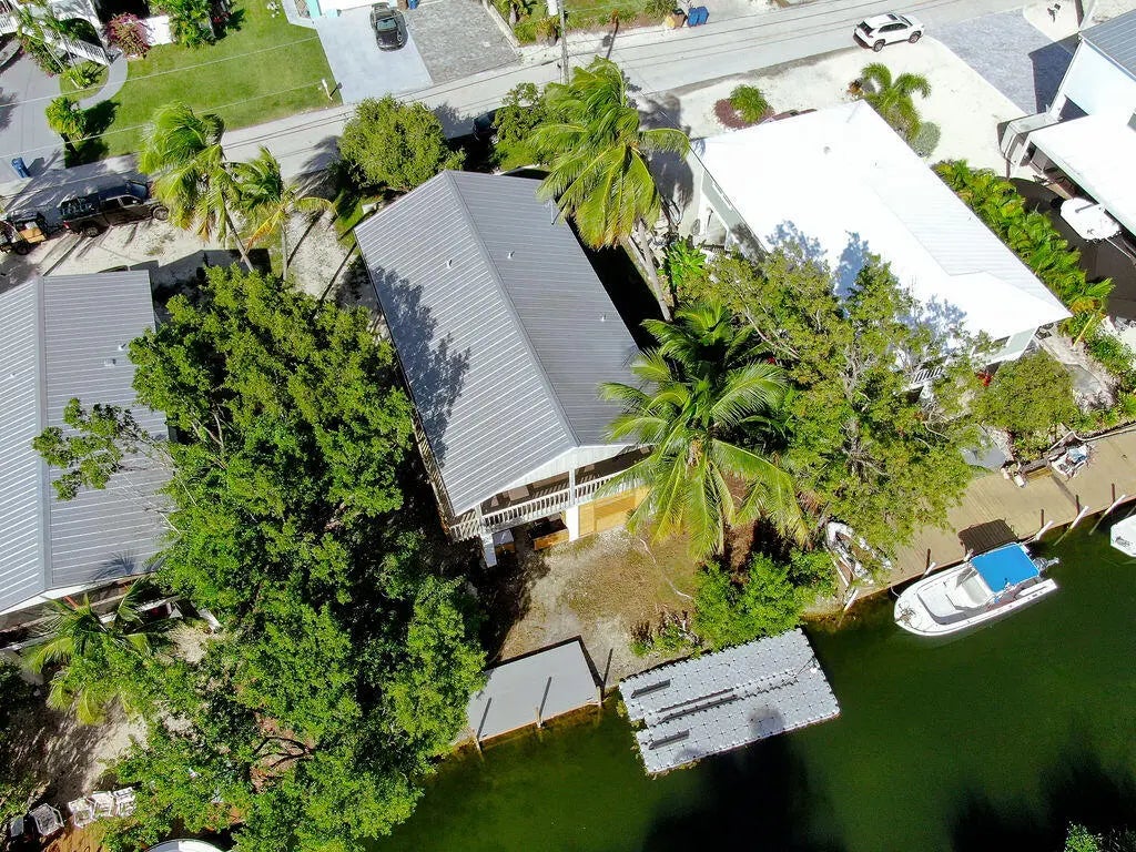 27394 Saint Lucie Lane, Ramrod