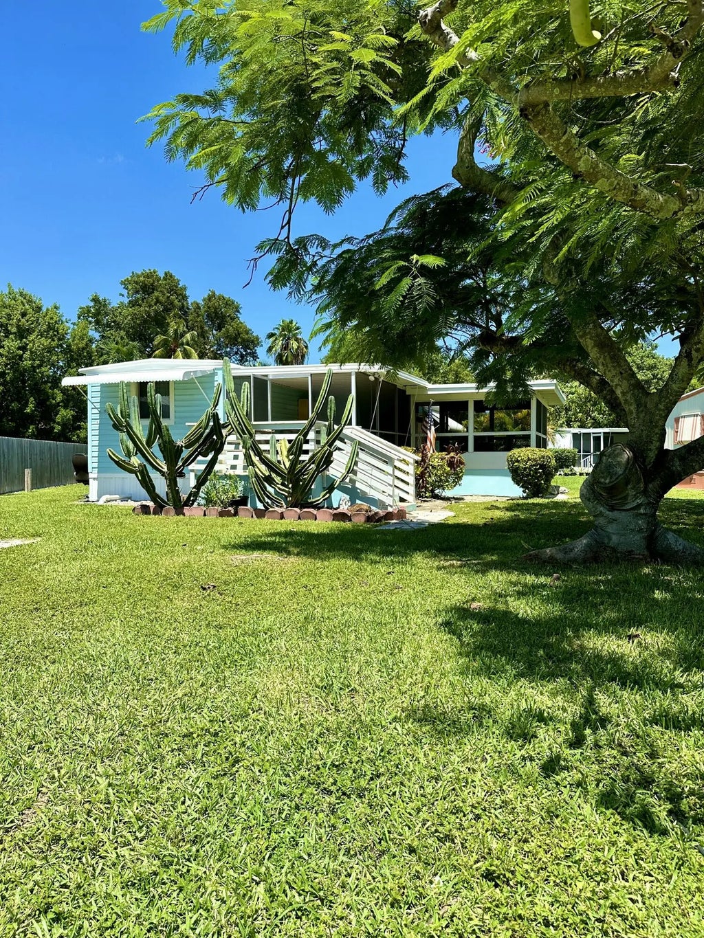 169 Orchid Street, Tavernier