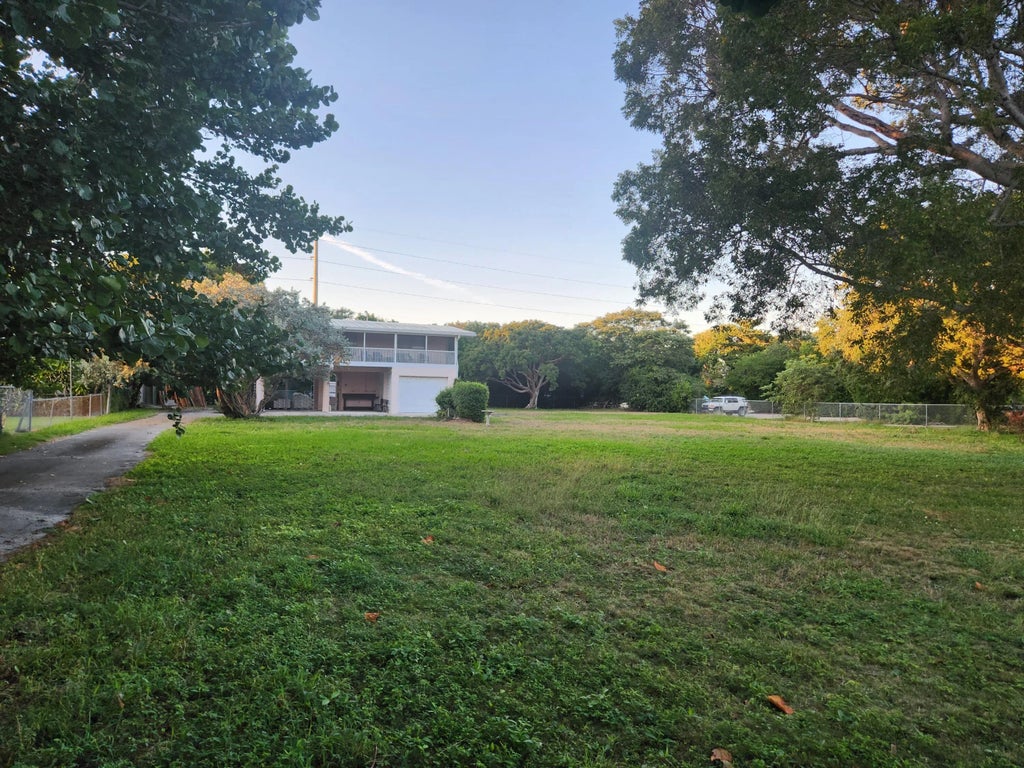 27 Seaside Ave. Avenue, KEY LARGO