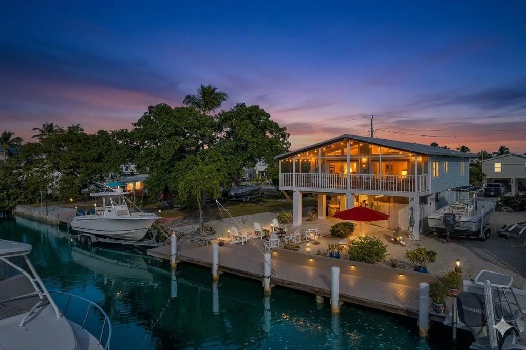 118 Snapper Creek Drive, LAYTON