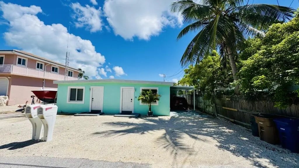 574-576 99th Street, MARATHON