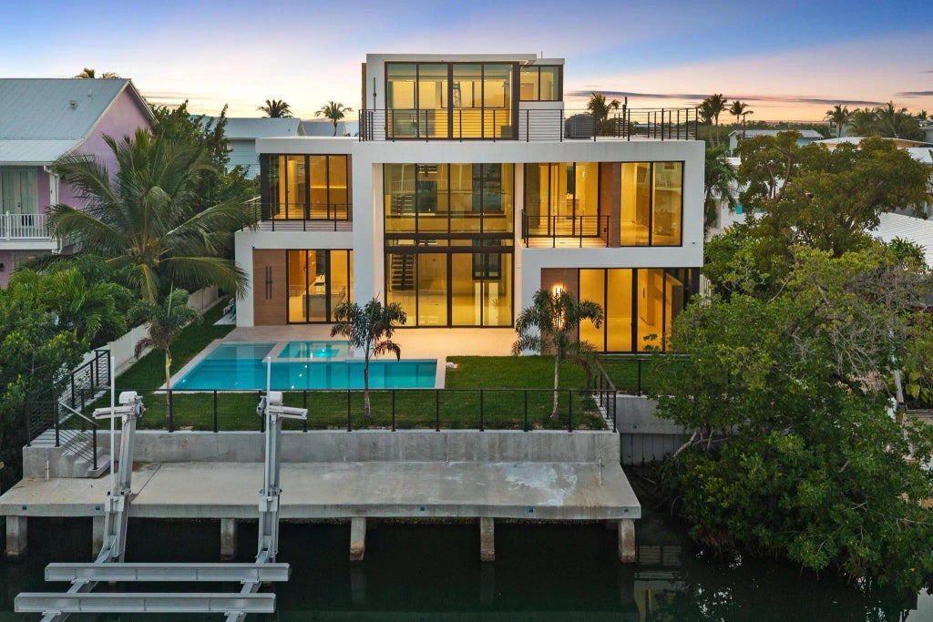 181 Nautilus Drive, ISLAMORADA
