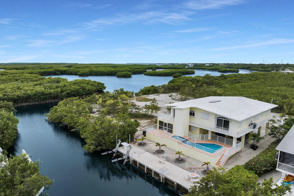 85 Ocean Shores Drive, KEY LARGO