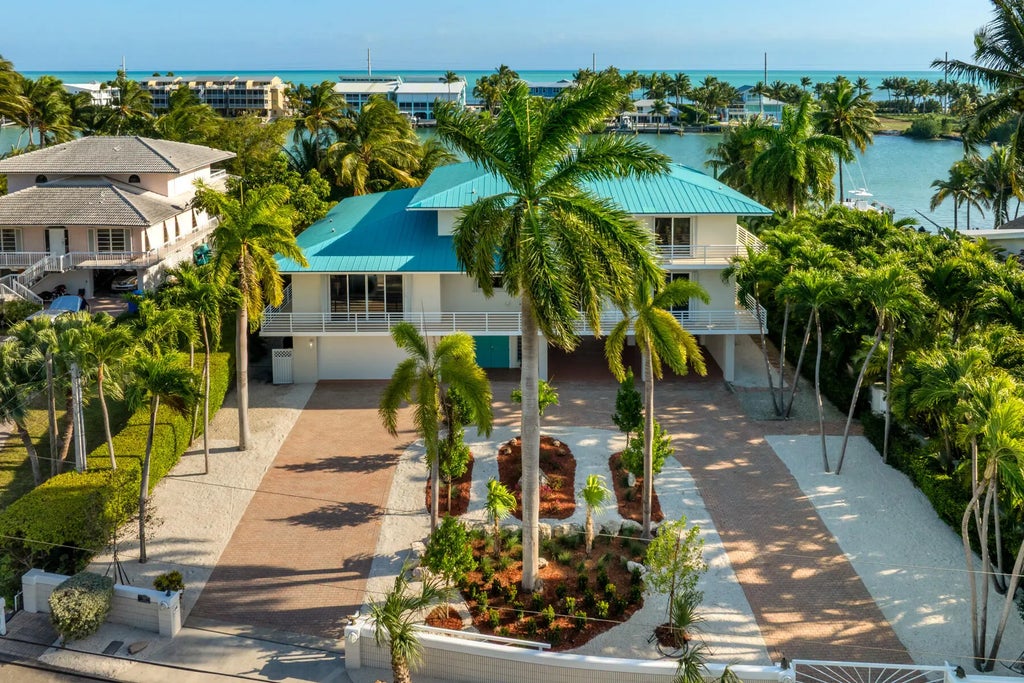 137 Sapodilla Drive, ISLAMORADA