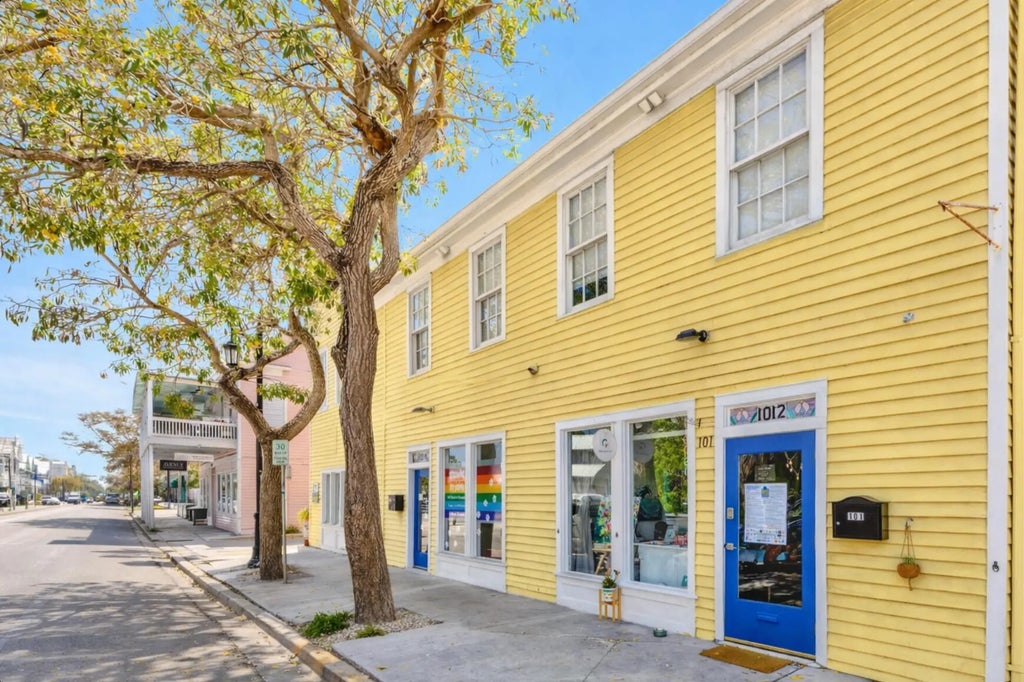 1012 Truman Avenue 6, KEY WEST