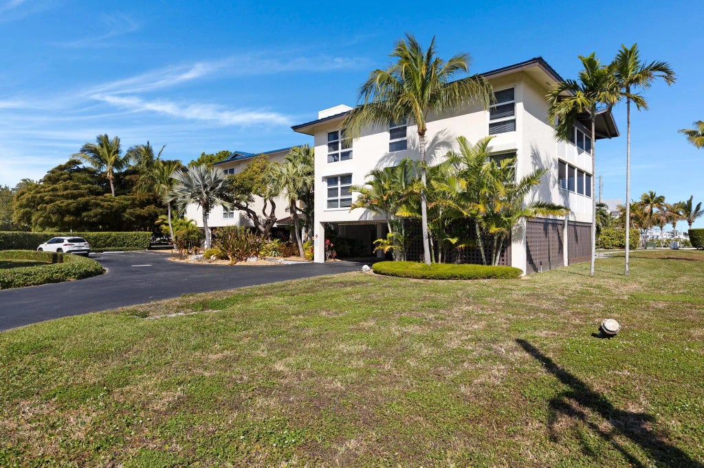 8204 Marina Villas Drive, Duck