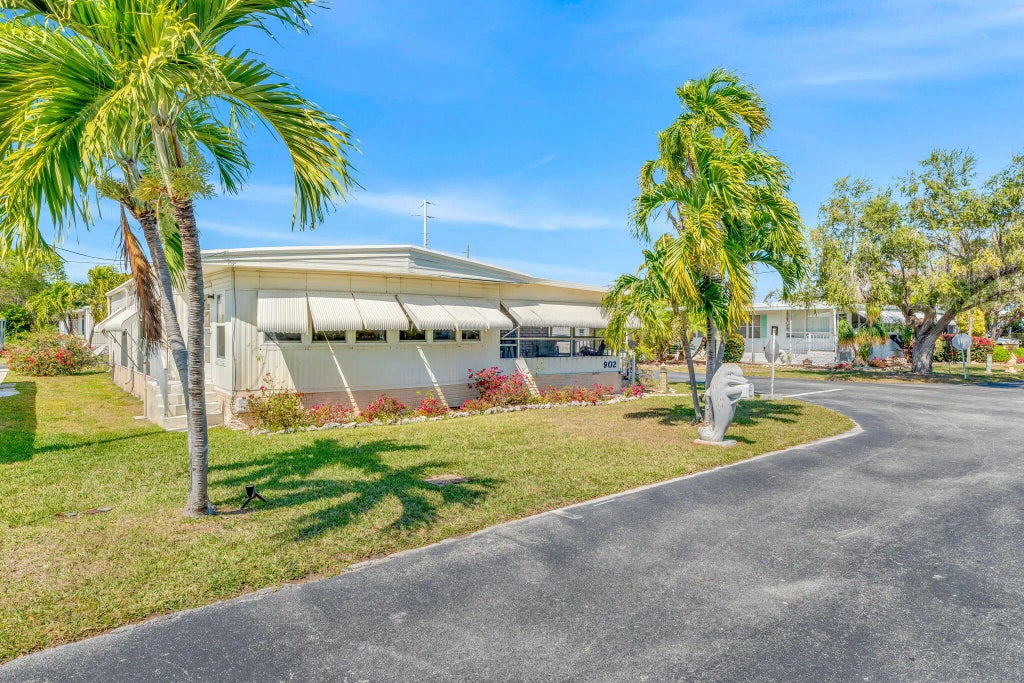 902 S Ruby Drive, KEY LARGO