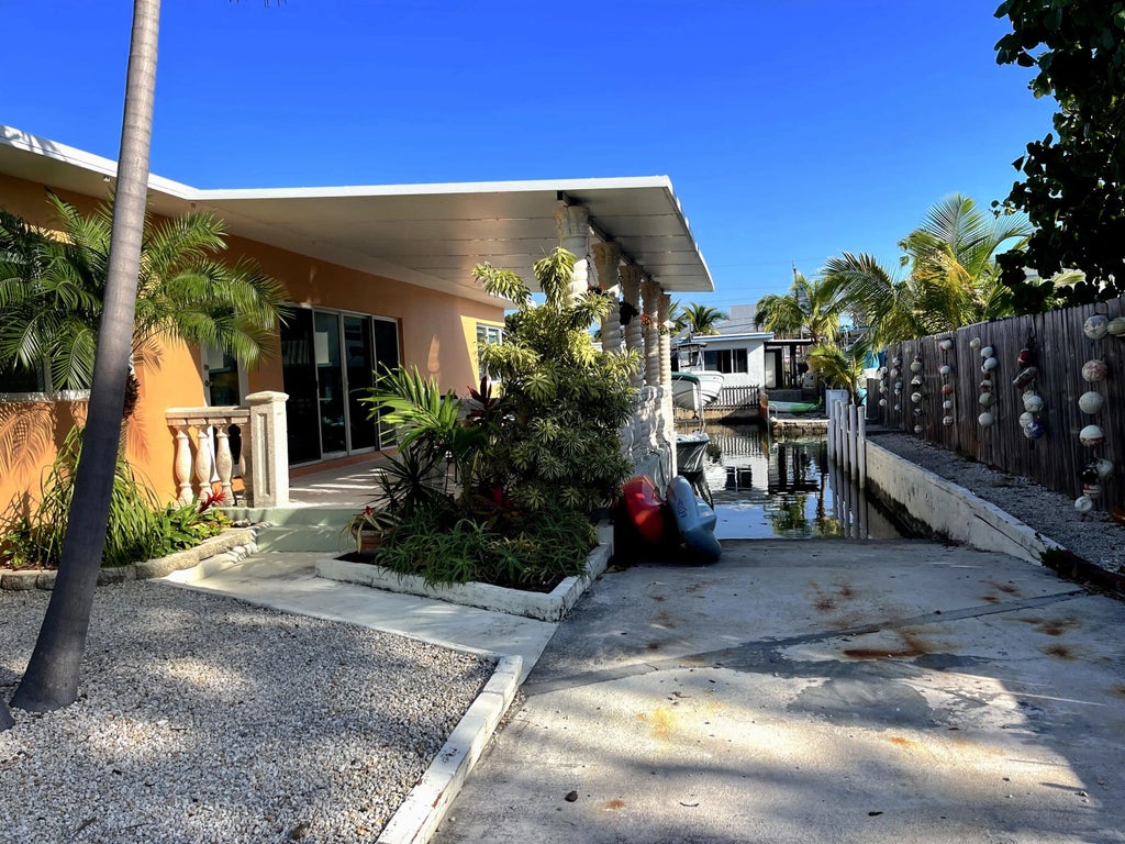 64 Seagate Boulevard, KEY LARGO