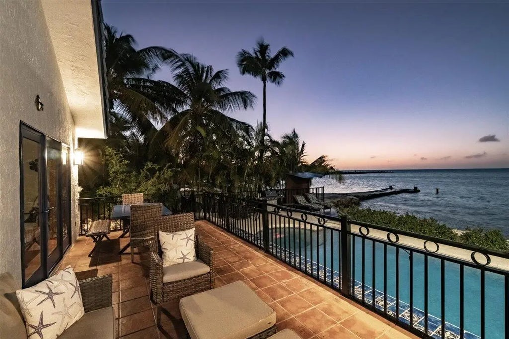 57967 Morton Street, MARATHON