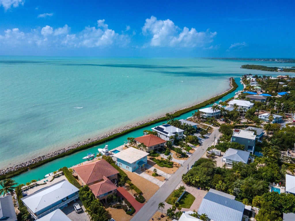 250 W Seaview Circle, Duck