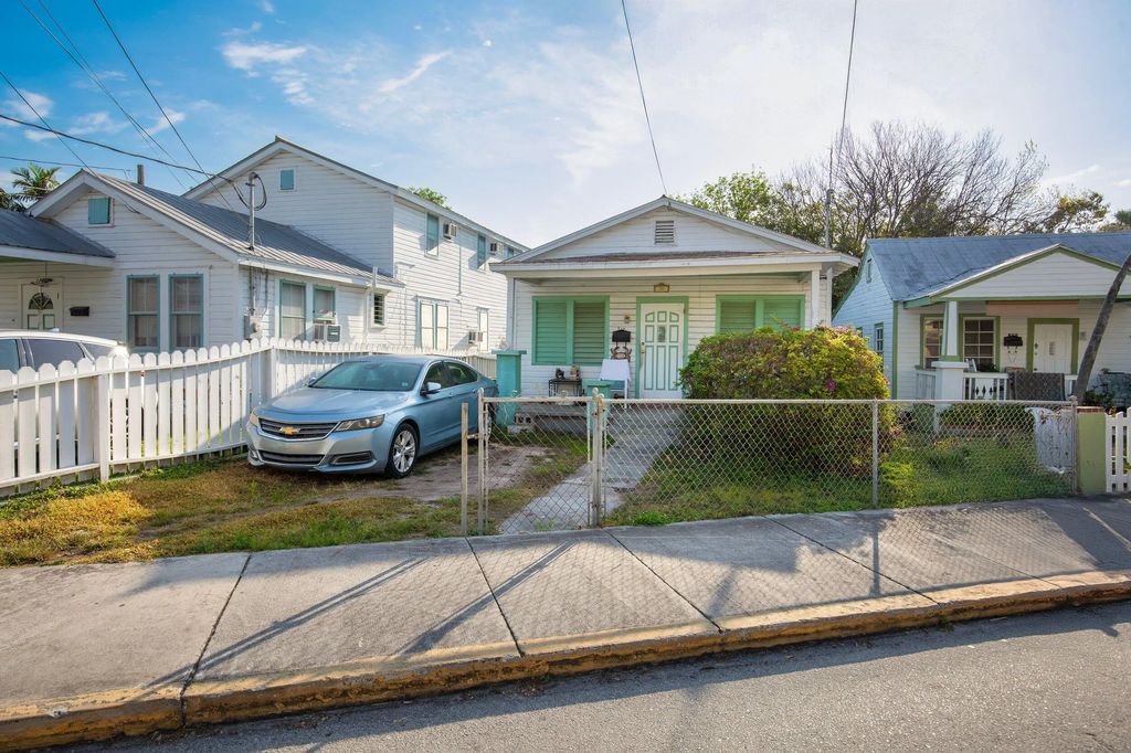 719 Elizabeth Street, Key West