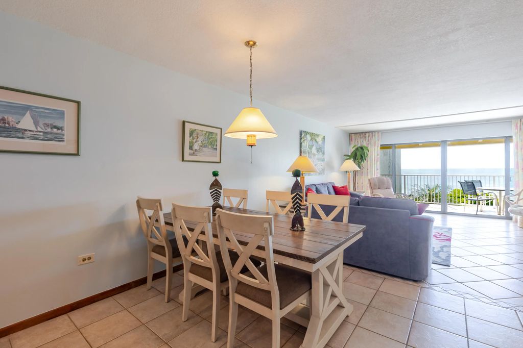1133 W Ocean Drive 2, Key Colony