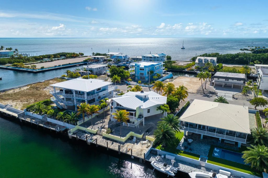 184 Bahama Avenue, Key Largo