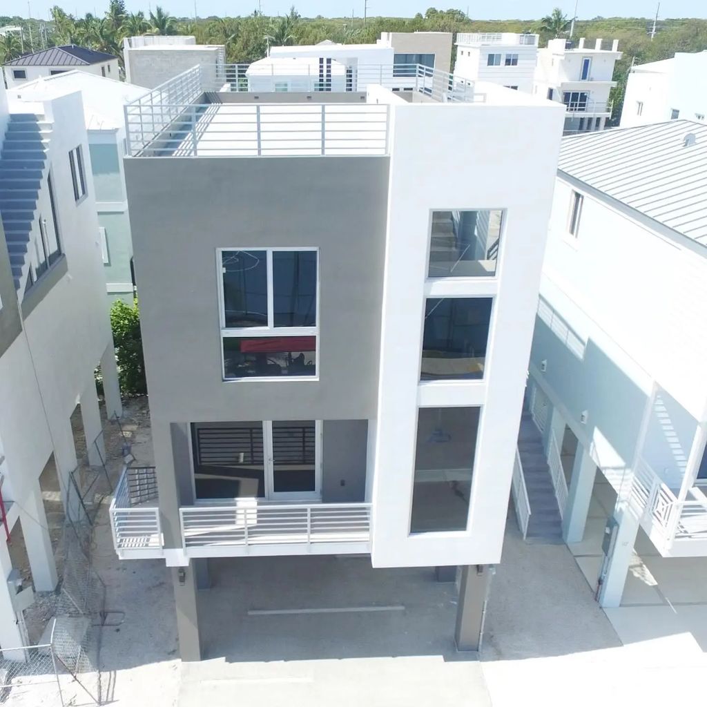 94825 Overseas Highway 108, Key Largo