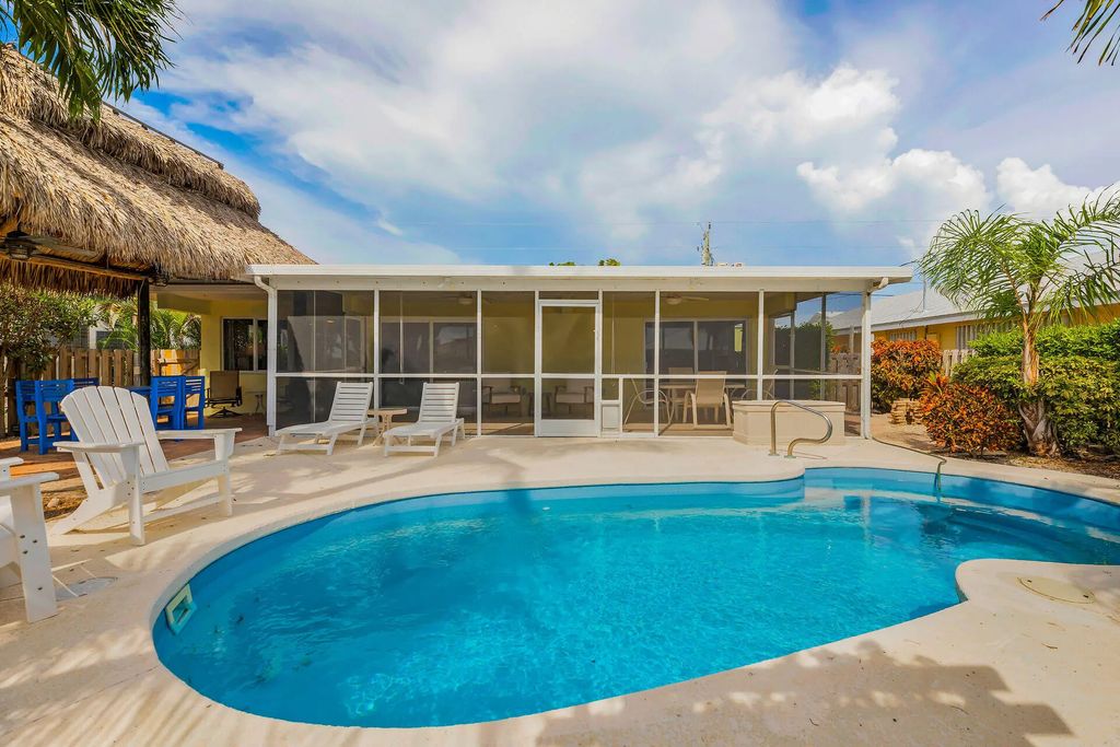 351 5th Street, Key Colony