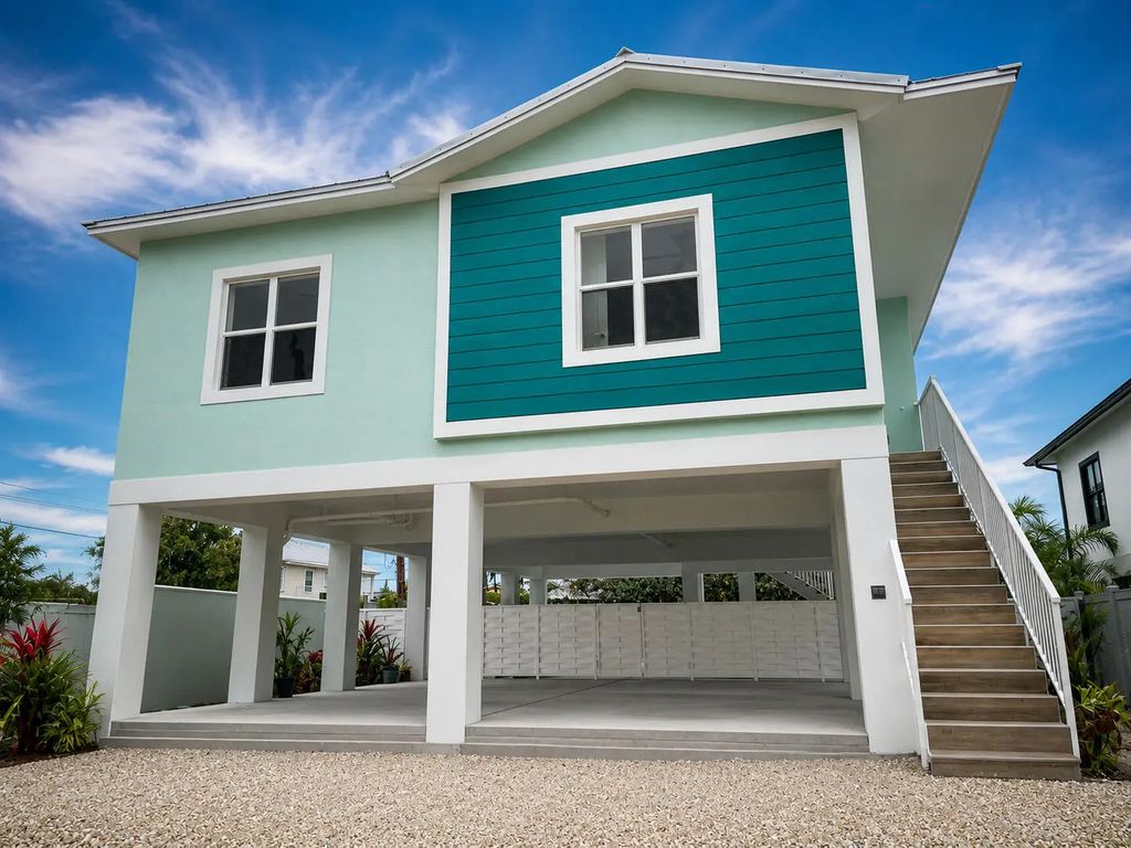 708 82nd Street Ocean Street Ocean, Marathon