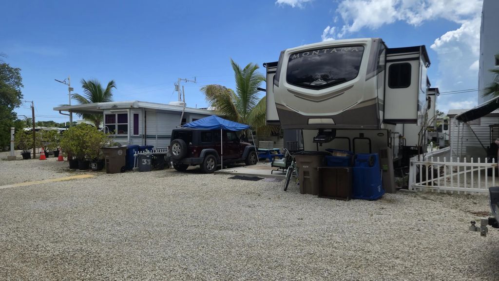 325 Calusa Street 333, Key Largo