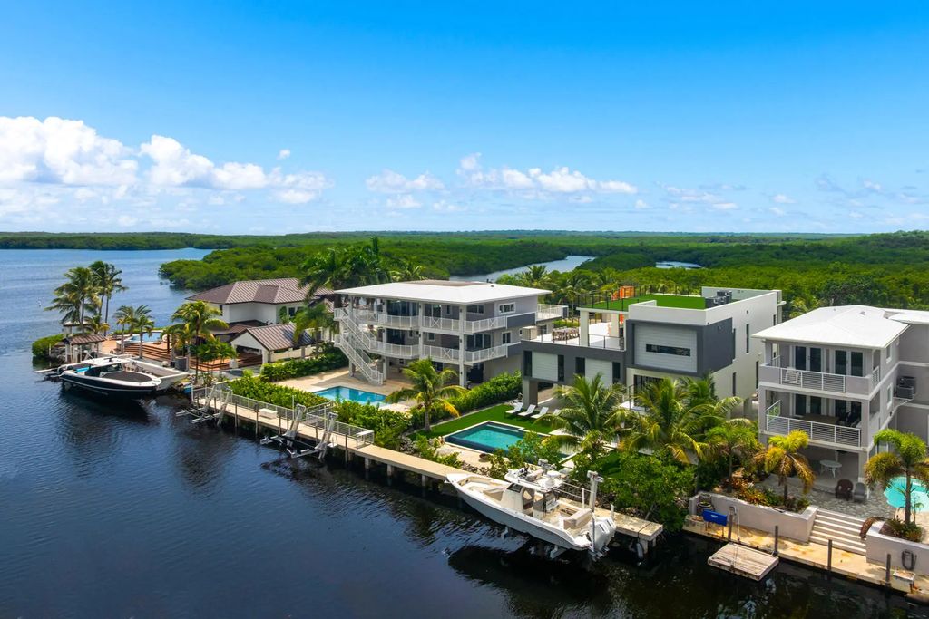 64 Andros Road, Key Largo