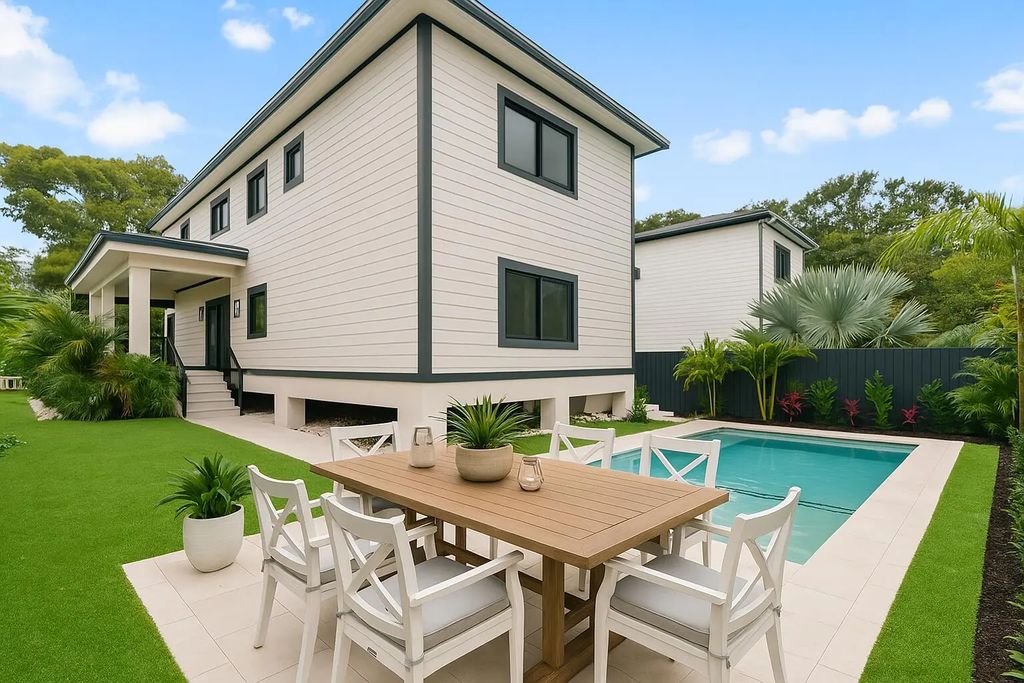 17 Coral Way, Key Largo