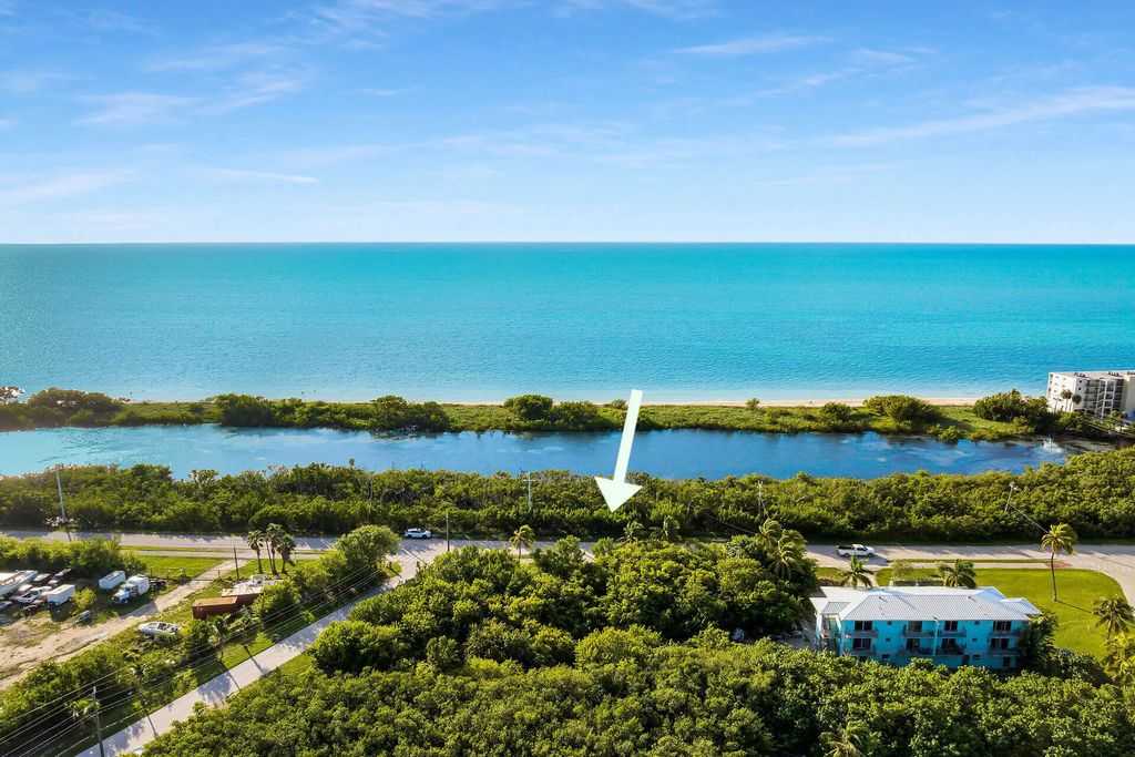 300 Coco Plum Drive, Marathon