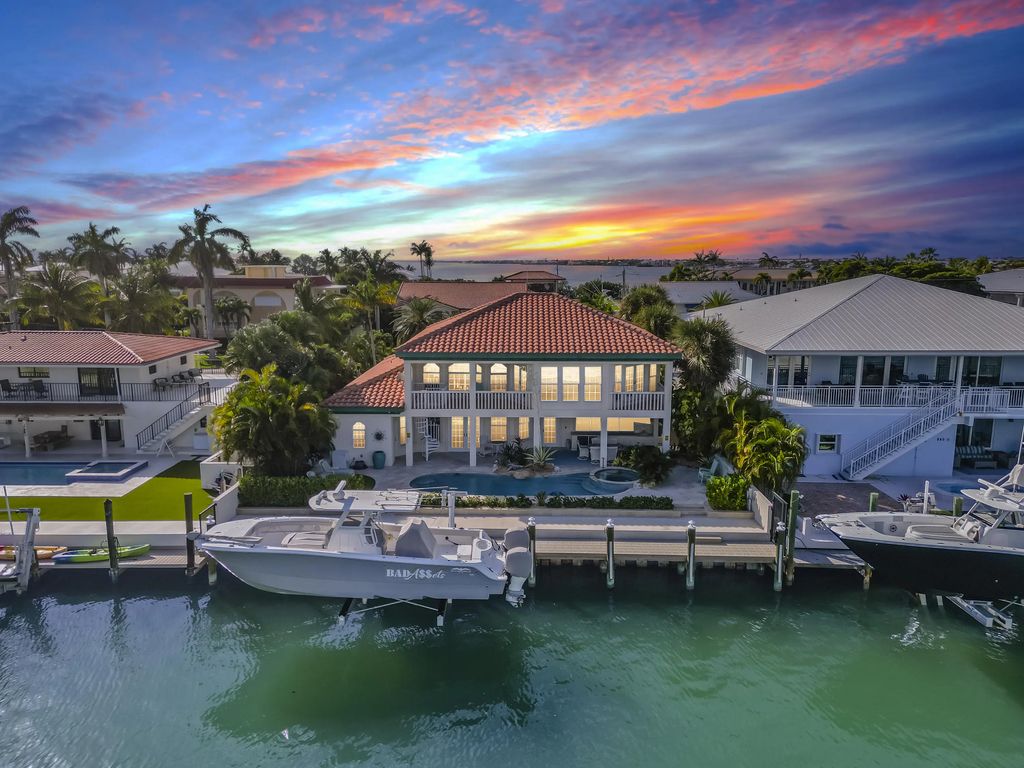 820 12th Street, Key Colony