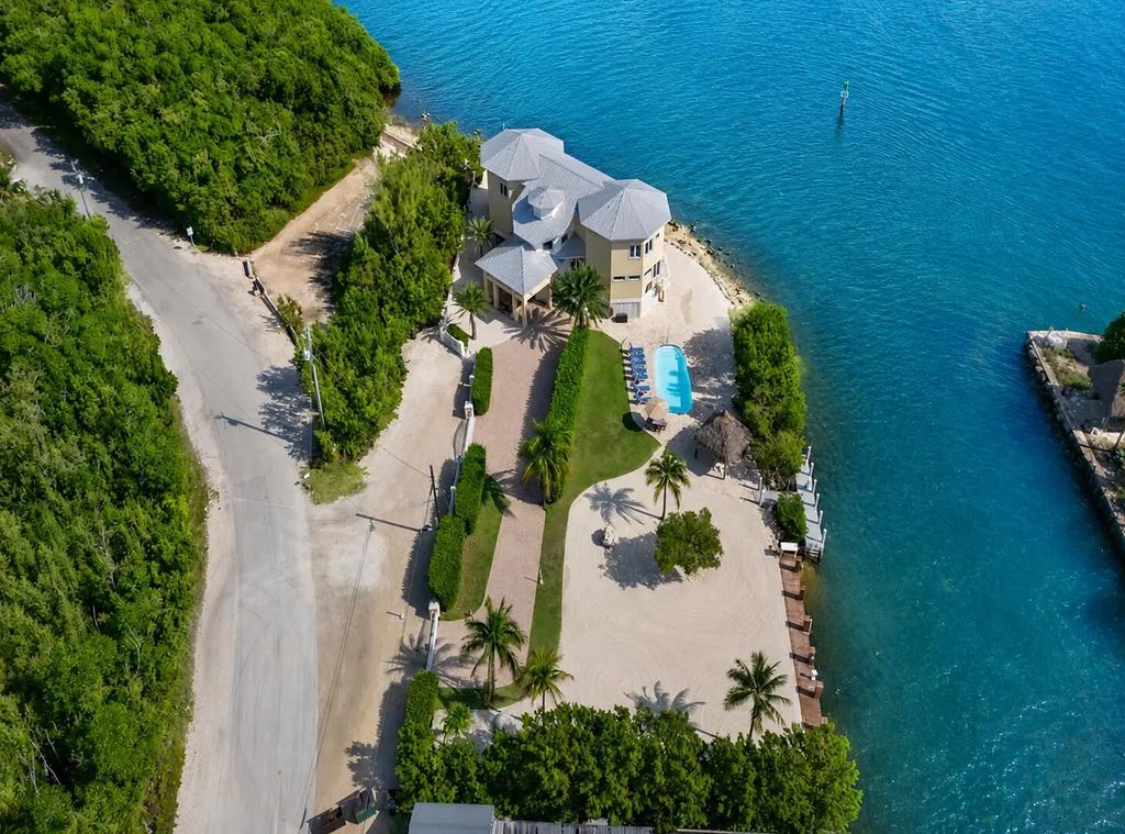 57 Garden Cove Drive, Key Largo
