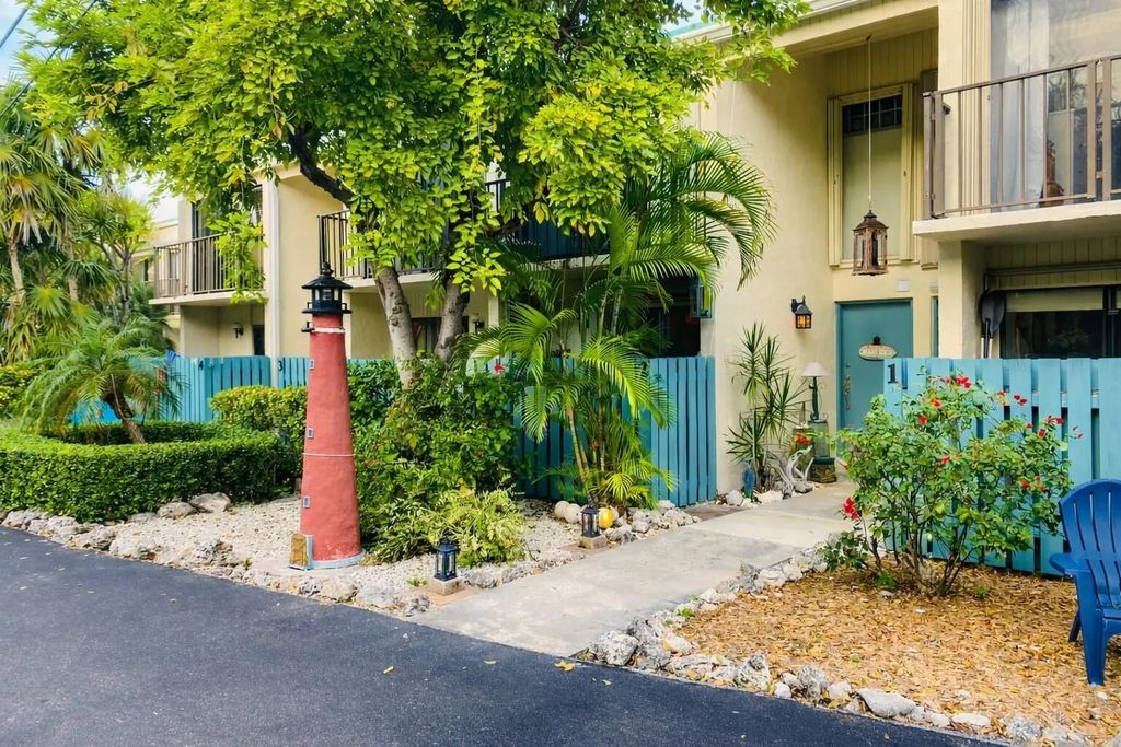 87200 N Overseas Highway N2, Plantation Key