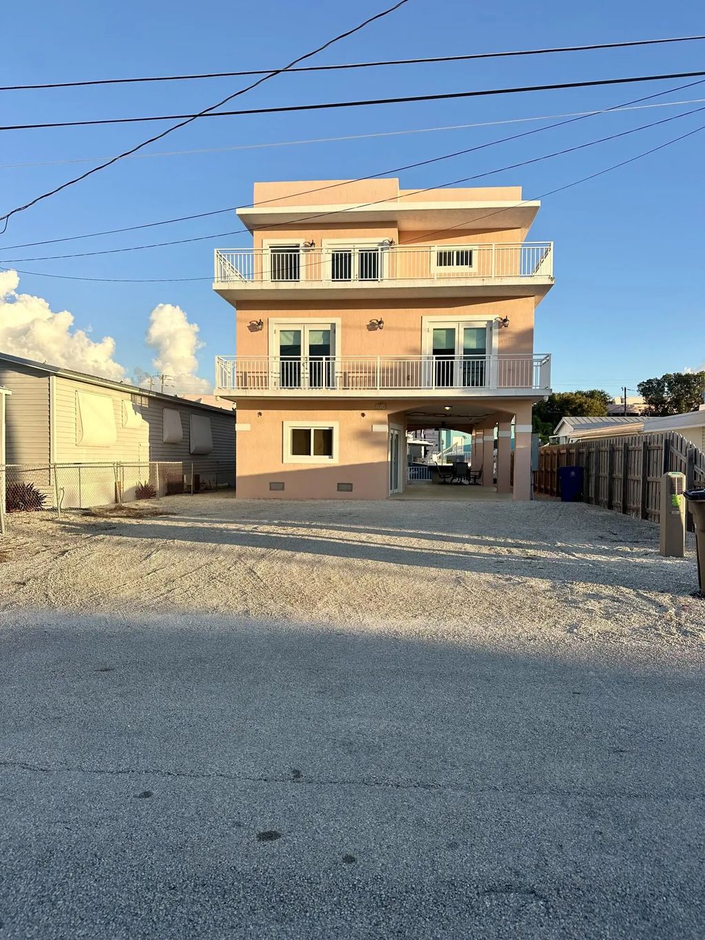 1516 Aqueduct Lane, Key Largo