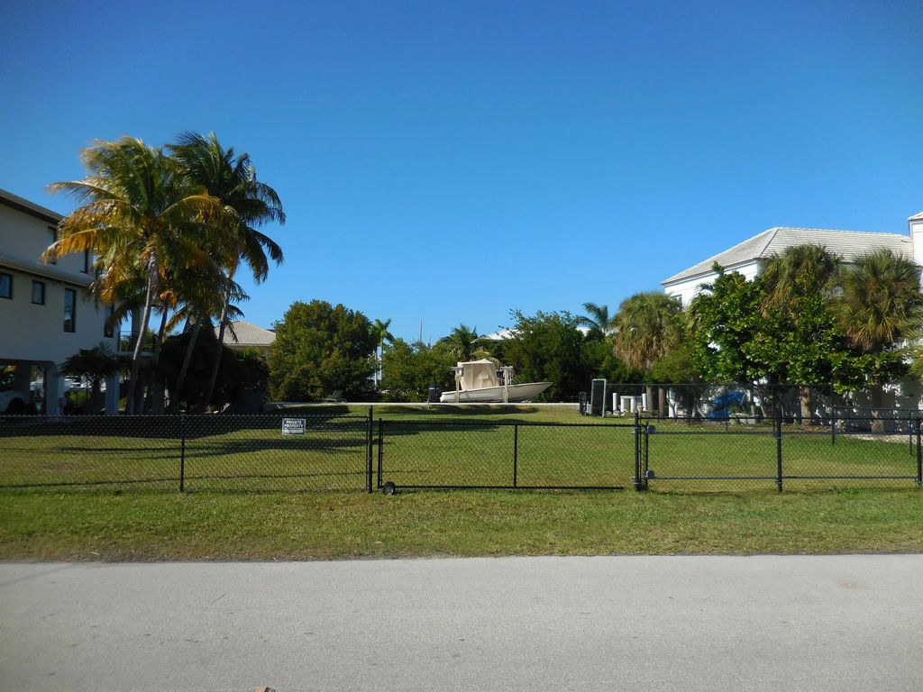 15 Driftwood Drive, Key Haven
