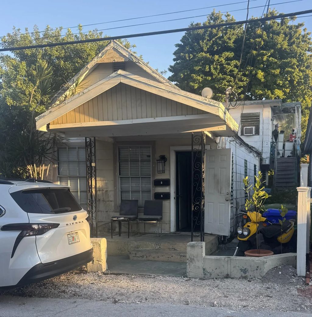 1432 Eliza Street, Key West