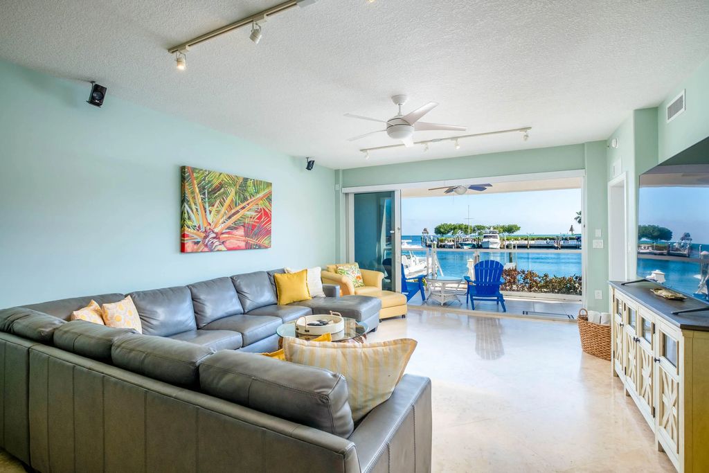 97501 Overseas Highway 114, Key Largo