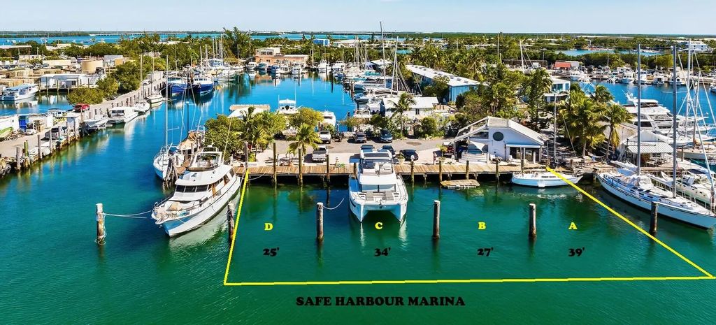 6810 Front Street Four Large100' Slips, Stock Island