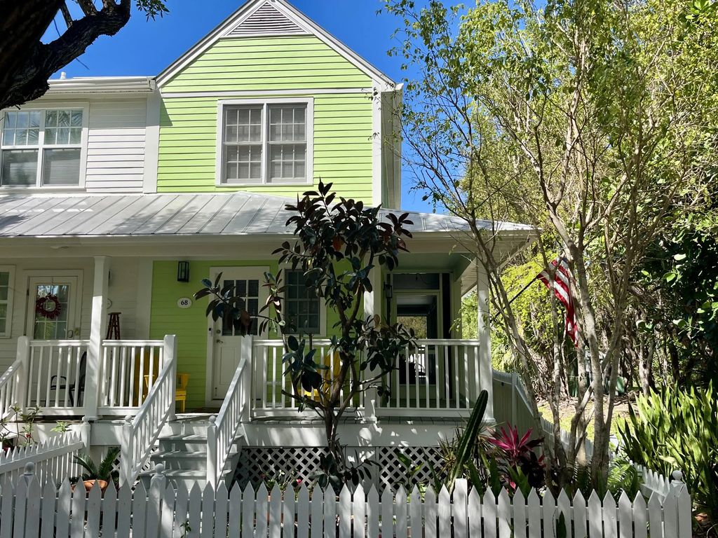 68 Merganser Lane, Key West