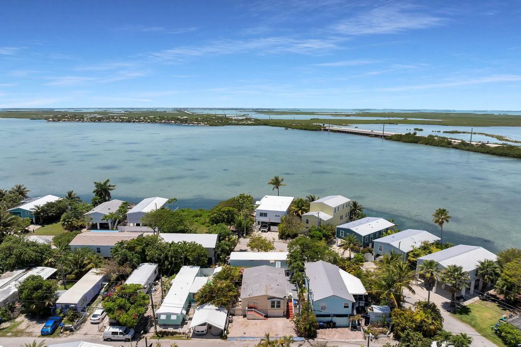 4 Coral Drive, Saddlebunch