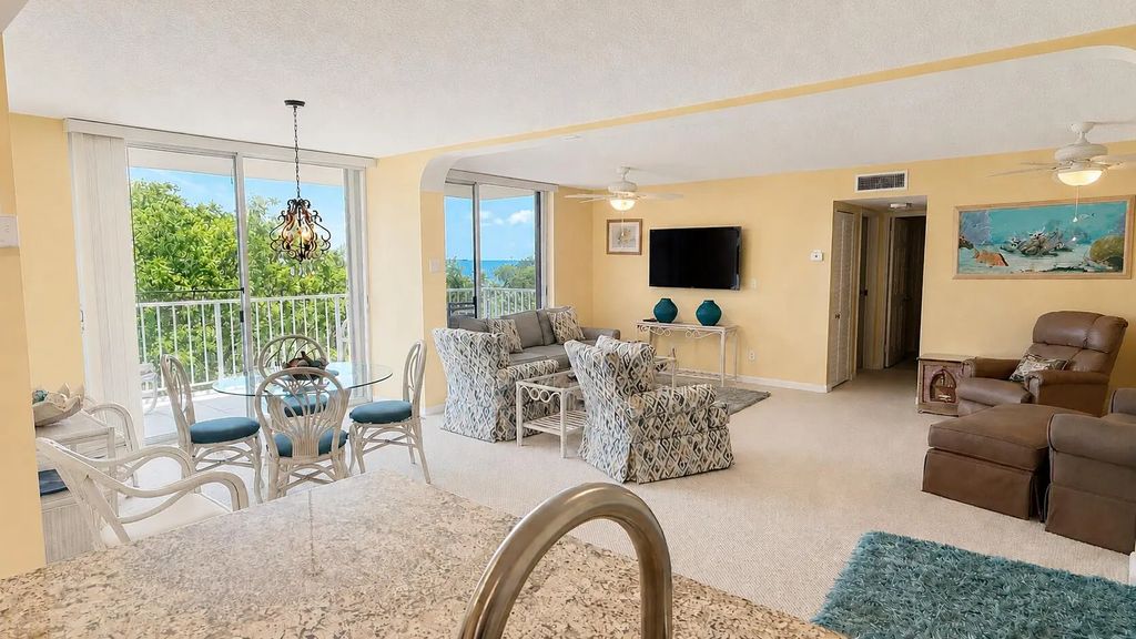 88500 Overseas Highway Apt 424, Plantation Key