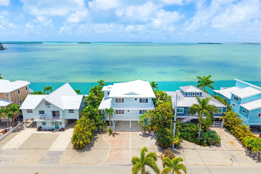 414 E Caribbean Drive, Summerland Key