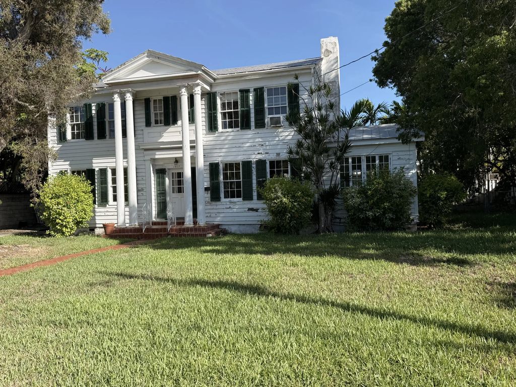 1017 Washington Street, Key West