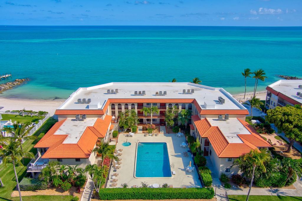 1001 W Ocean Drive 1-202, Key Colony