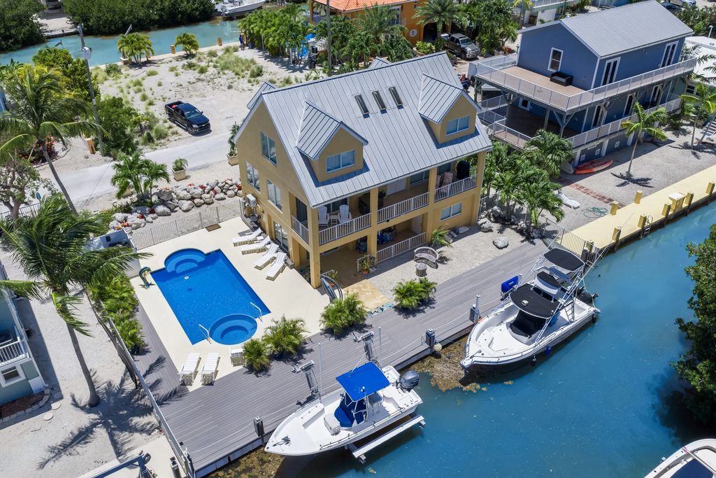 1400 W 63rd Street Ocean, Marathon