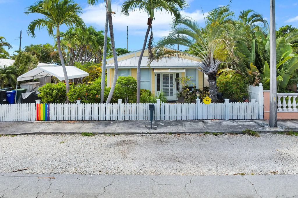 2506 Seidenberg Avenue, Key West