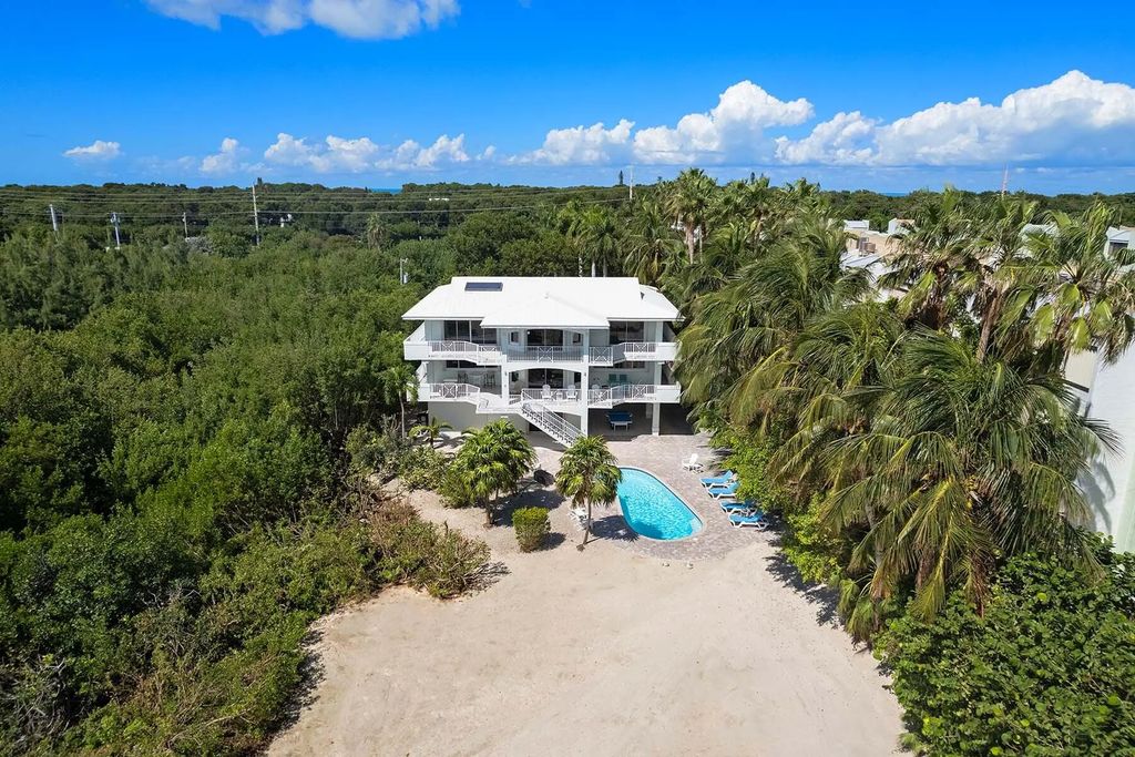 87445 Old Highway, Plantation Key