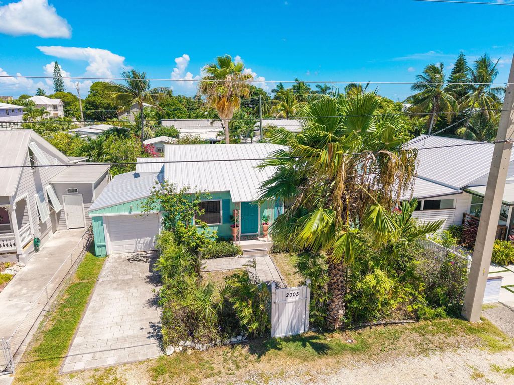 2005 Fogarty Avenue, Key West